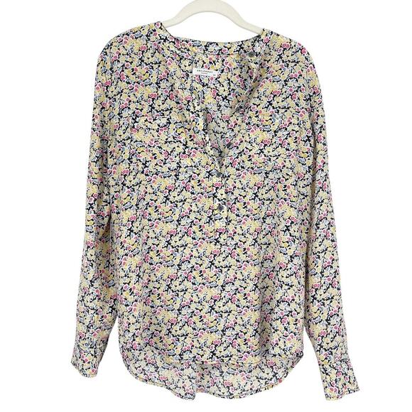 Equipment Femme Micro Floral Print Collarless Blouse Pink Multi in a Size Small - Picture 1 of 6